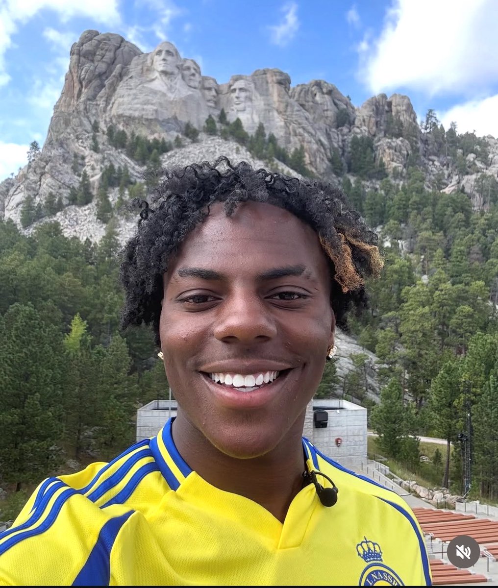 ★brianna꩜ tweet media