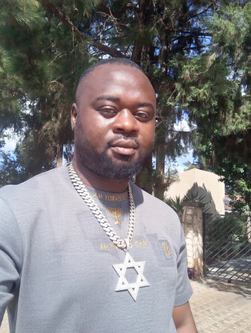 Terence Tendayi tweet media