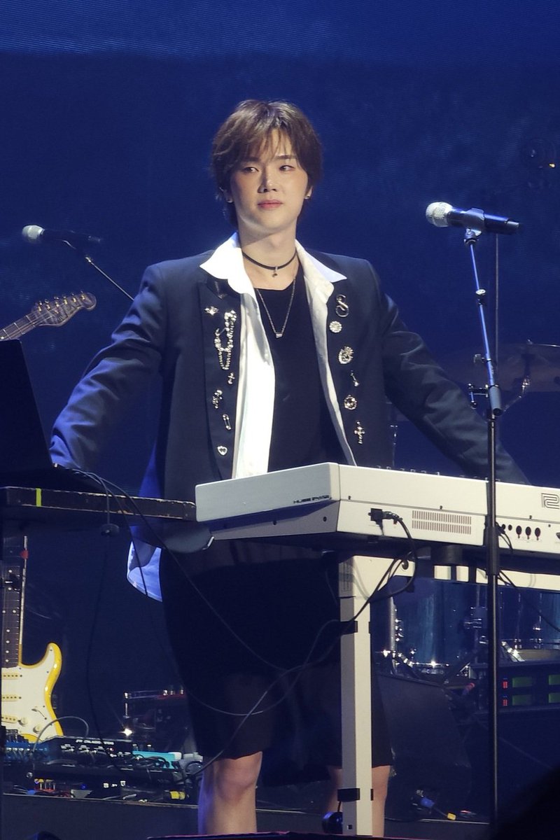 난빵(입시중) tweet media