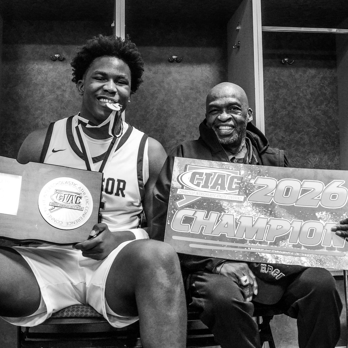 theoperkins509's tweet photo. -2026 CIAC State Champion 🏀
-  All academic team 
- Confernce Champions
@CoachDunbar_ @SuffieldFB 
@ScoutingNE @PRZNewEngland @NextLevel_CT @CoachWNickCC @topctathletes @FocusMilledge @7Twice @jake_conran @BigManAcademy1 https://t.co/3NTSDGz1xQ