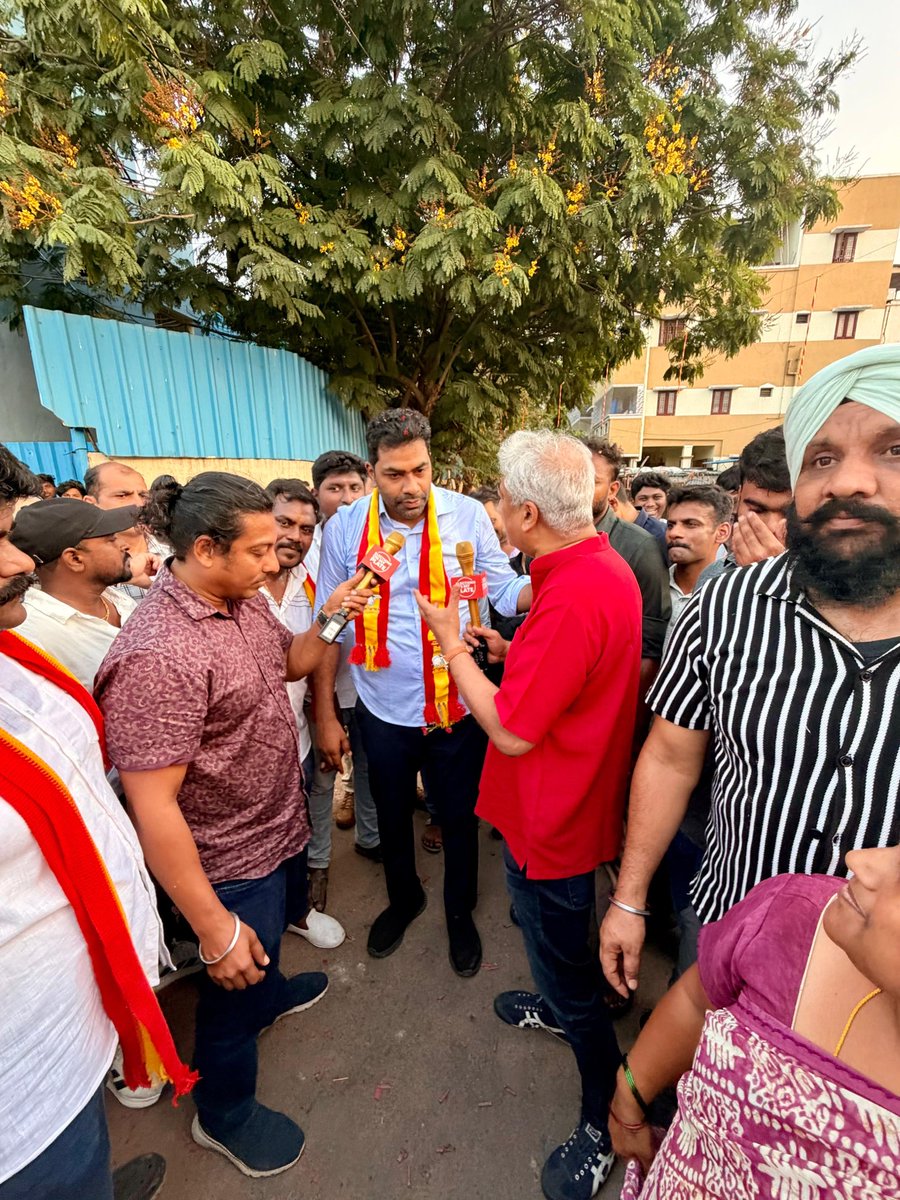 Rajdeep Sardesai tweet media