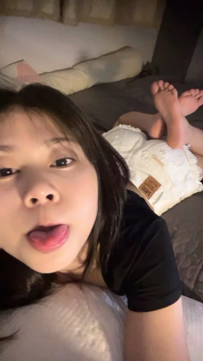 Thúy Vân tweet media