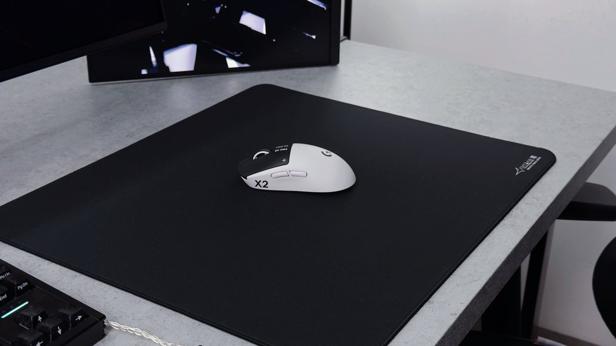 jaxontechhh's tweet image. Logitech PRO X2 SUPERSTRIKE — new era of Rapid Trigger mice ⚡️ #logitech