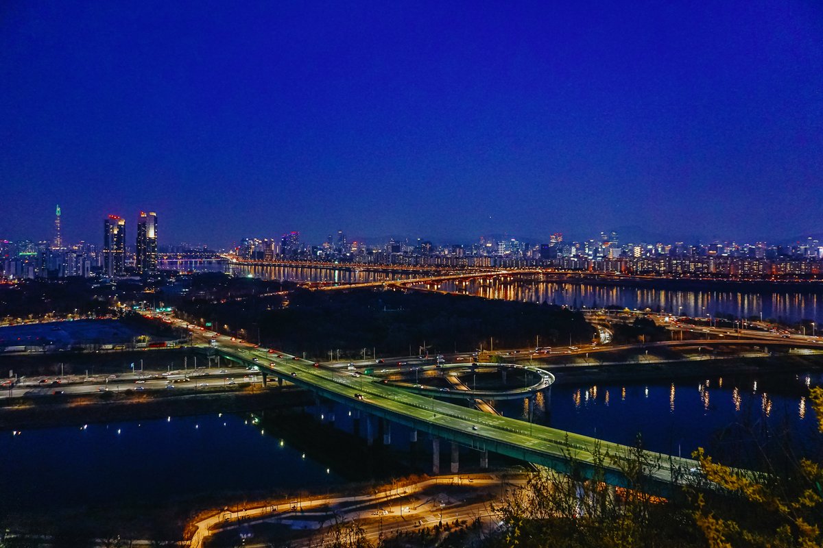 사몽정😘😊🥰😍🤩😚😝👻❤️🧡💛💚💙💜 tweet media