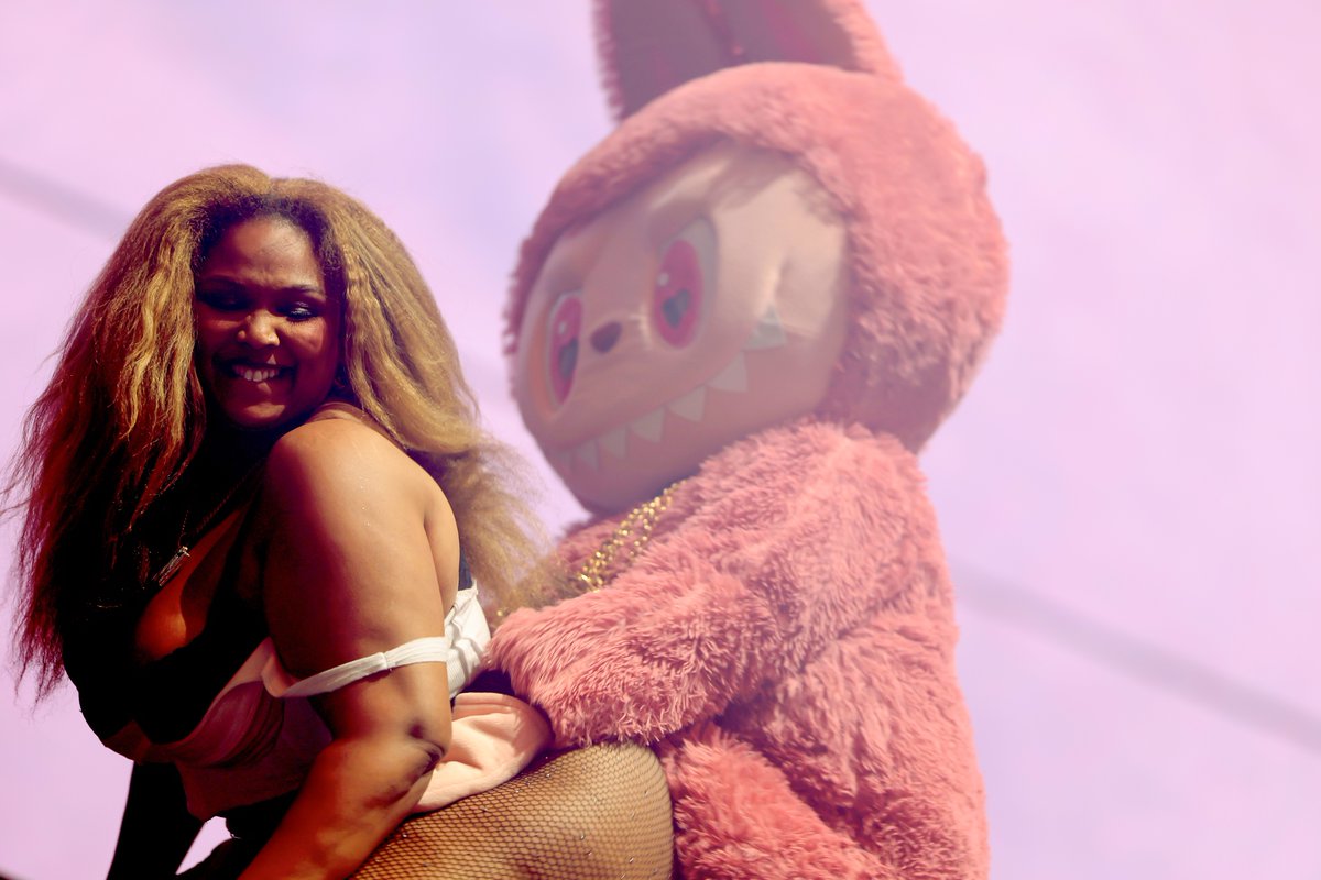 Complex Music tweet media