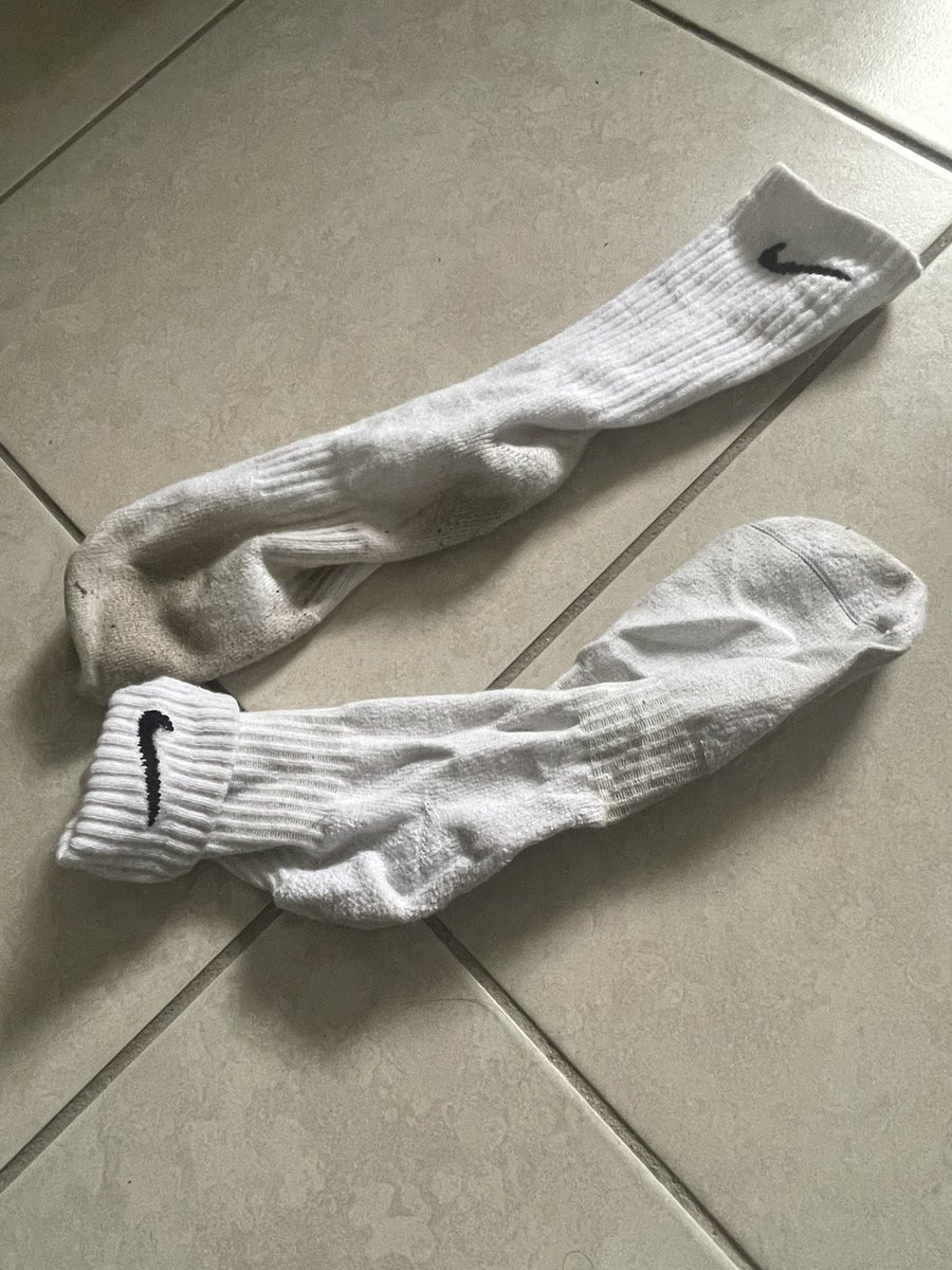 Maskedworkouts's tweet photo. I got 15 DM’s for my #dirtysocks from working out although I clean my floor every day but you know I’m just a #guy, but may the best bidder get these #sweaty dirty socks.
- Masked Workouts
#maskedworkouts #maskworkout
#instamuscle #socks #onlyfans #snapchat #fyp #feet https://t.co/ye81EFokTp