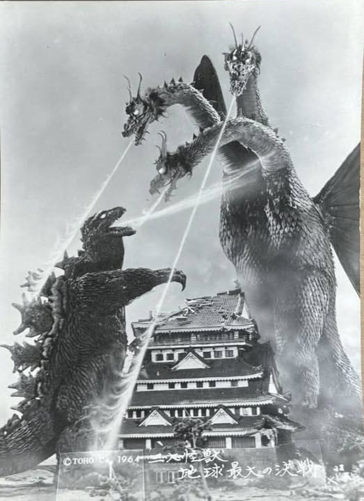 Trahaltvoumat tweet media