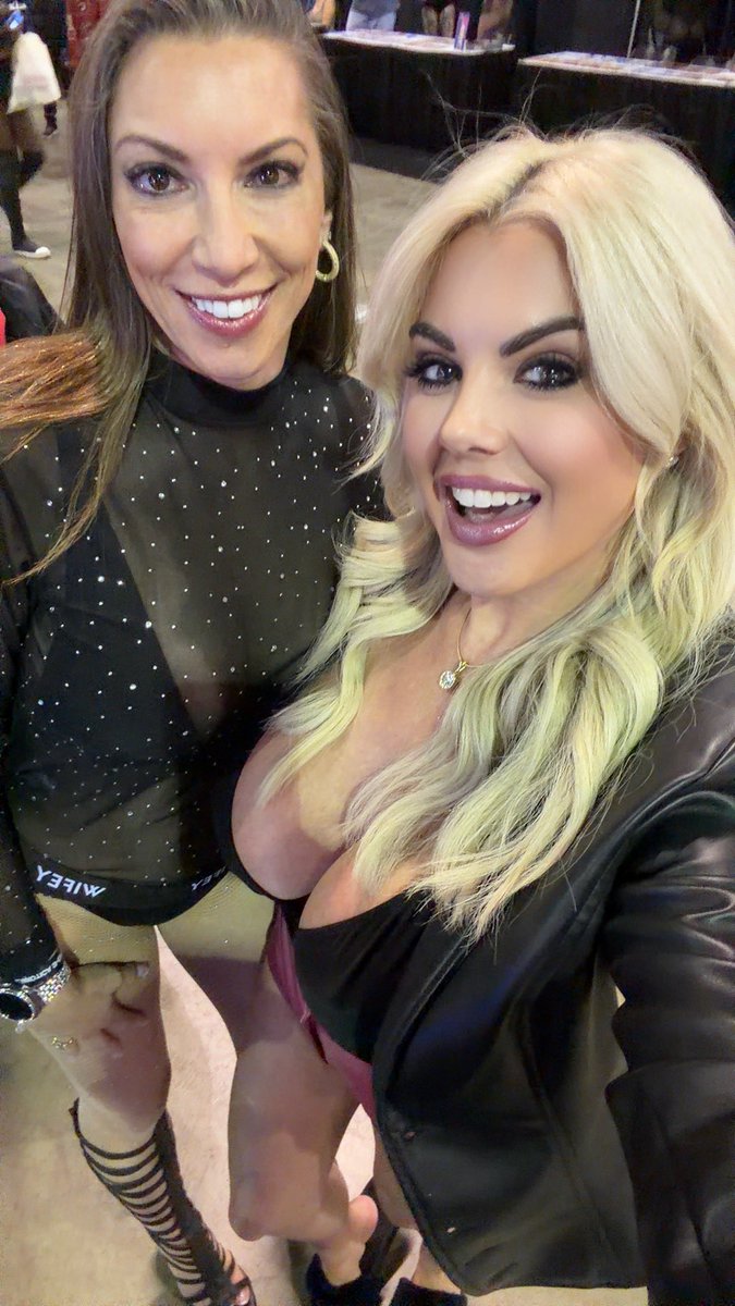 Addyson James - CHICAGO Exxxotoca Bookings tweet media