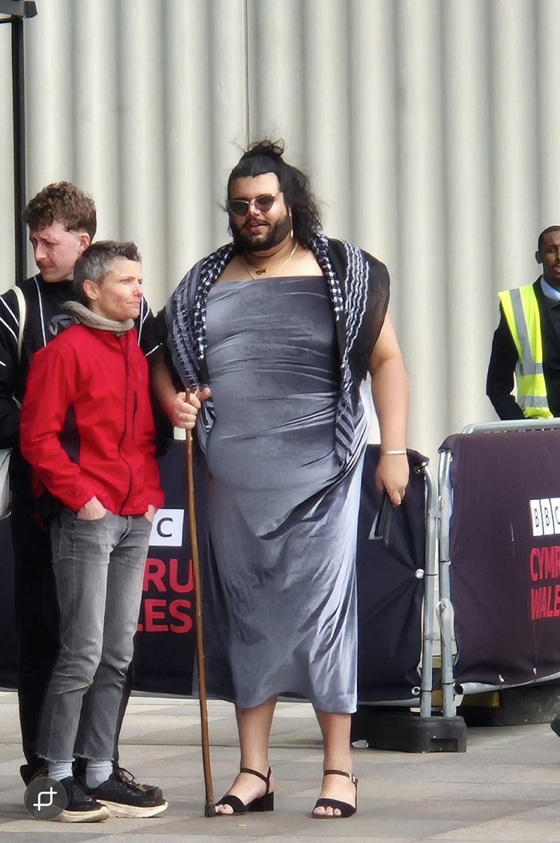 Benonwine tweet media