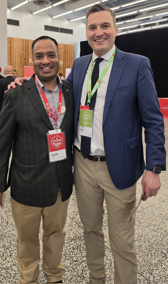 Jay_SpendDBits's tweet photo. Had the pleasure of meeting with the Honorable Minister of AI @EvanLSolomon, a great, humble, and intelligent mind. ✨ https://t.co/ovJKqMfk3t