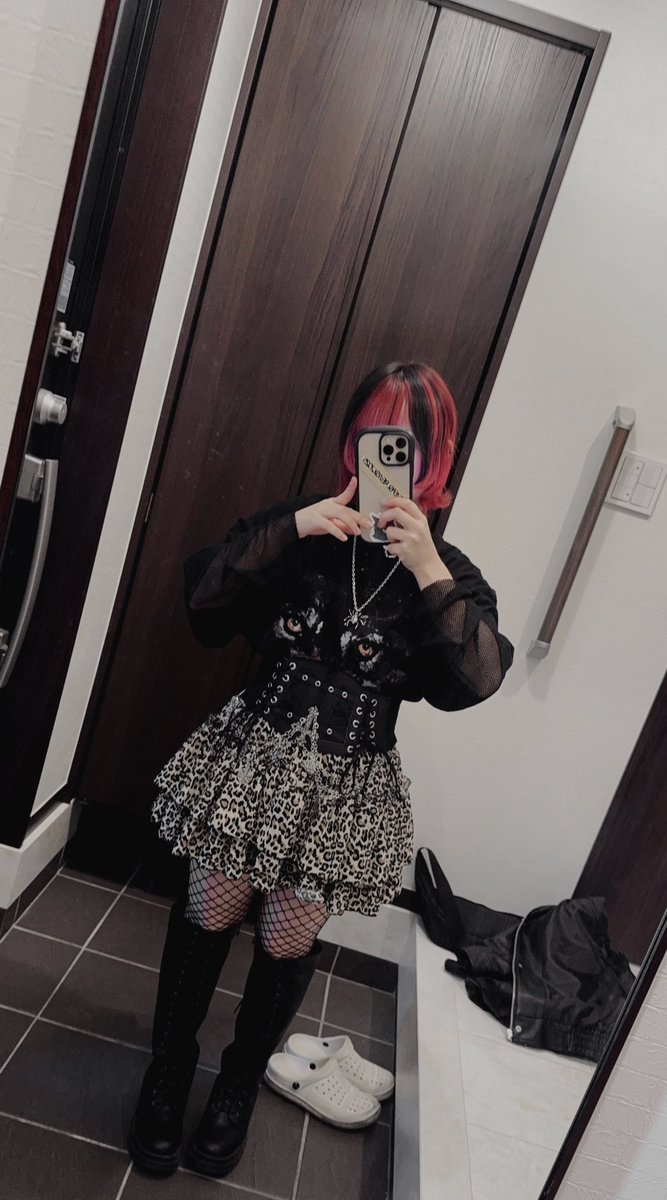 annachan1115131's tweet photo. BMTH☔️ https://t.co/wCxnZp4477