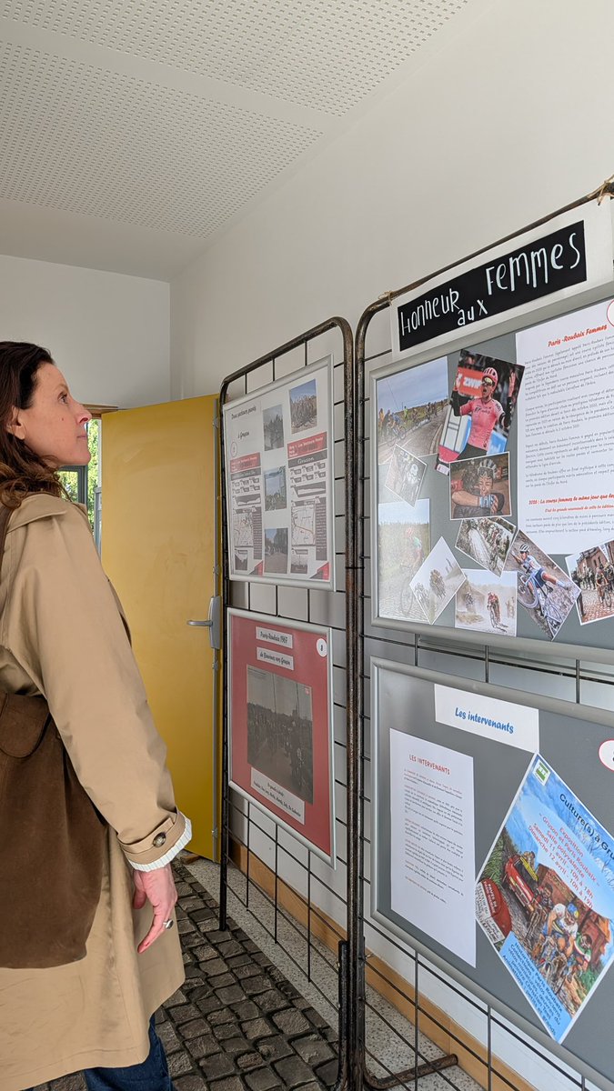 lecocqcharlotte's tweet photo. 🎨🚴 Quel bonheur de prolonger ce week-end cycliste à Gruson avec l’exposition « Gruson et Paris-Roubaix », qui cette année met les femmes à l'honneur !
Les toiles de Christian Teel, les vélos anciens et les miniatures… un vrai voyage dans l’histoire de la course !

👏 Un grand bravo à la commune de Gruson, représentée par Monsieur le maire Olivier Turpin et de nombreux élus municipaux, ainsi qu’à l’association Culture à Gruson pour cette belle initiative. Une exposition à ne pas manquer !

En présence du Sénateur @DanyWattebled ainsi que de nombreux maires et élus du secteur.