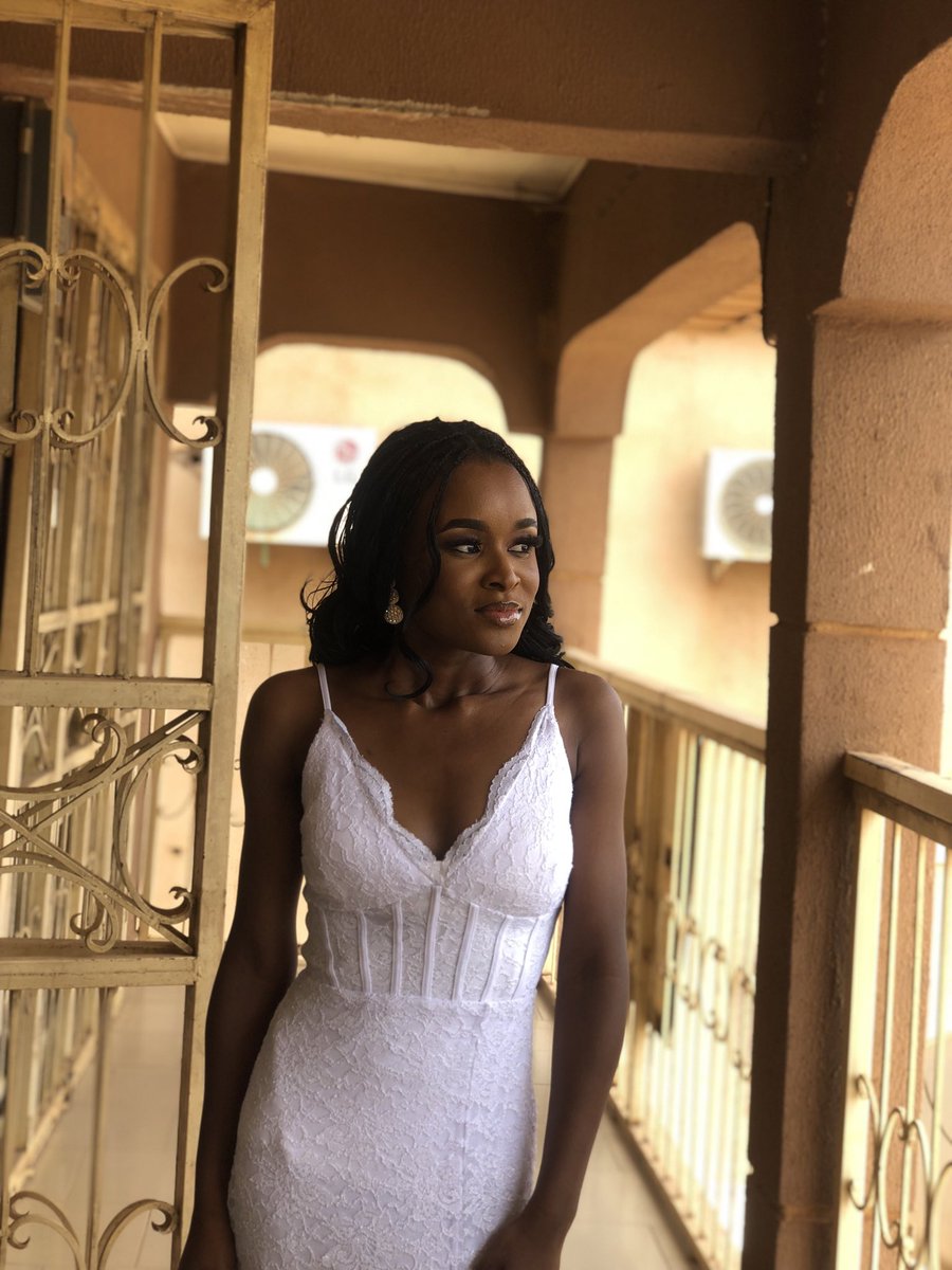 xo_tracee's tweet photo. Wedding guest.🤍🩷 https://t.co/scLNIwA3ba