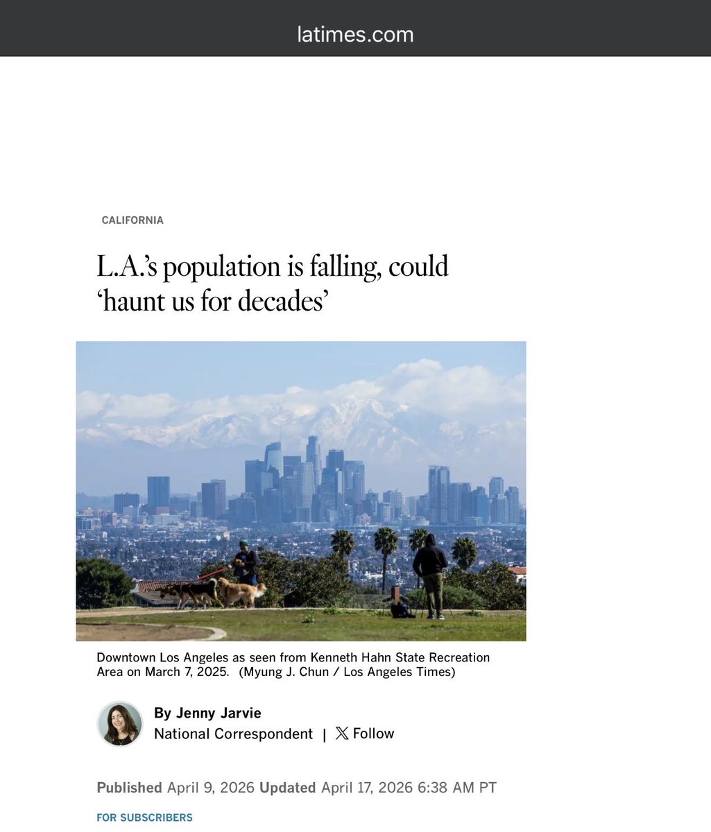 Make L.A. Great Again 🇺🇸 tweet media