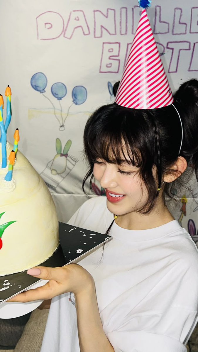 mila🍅 tweet media