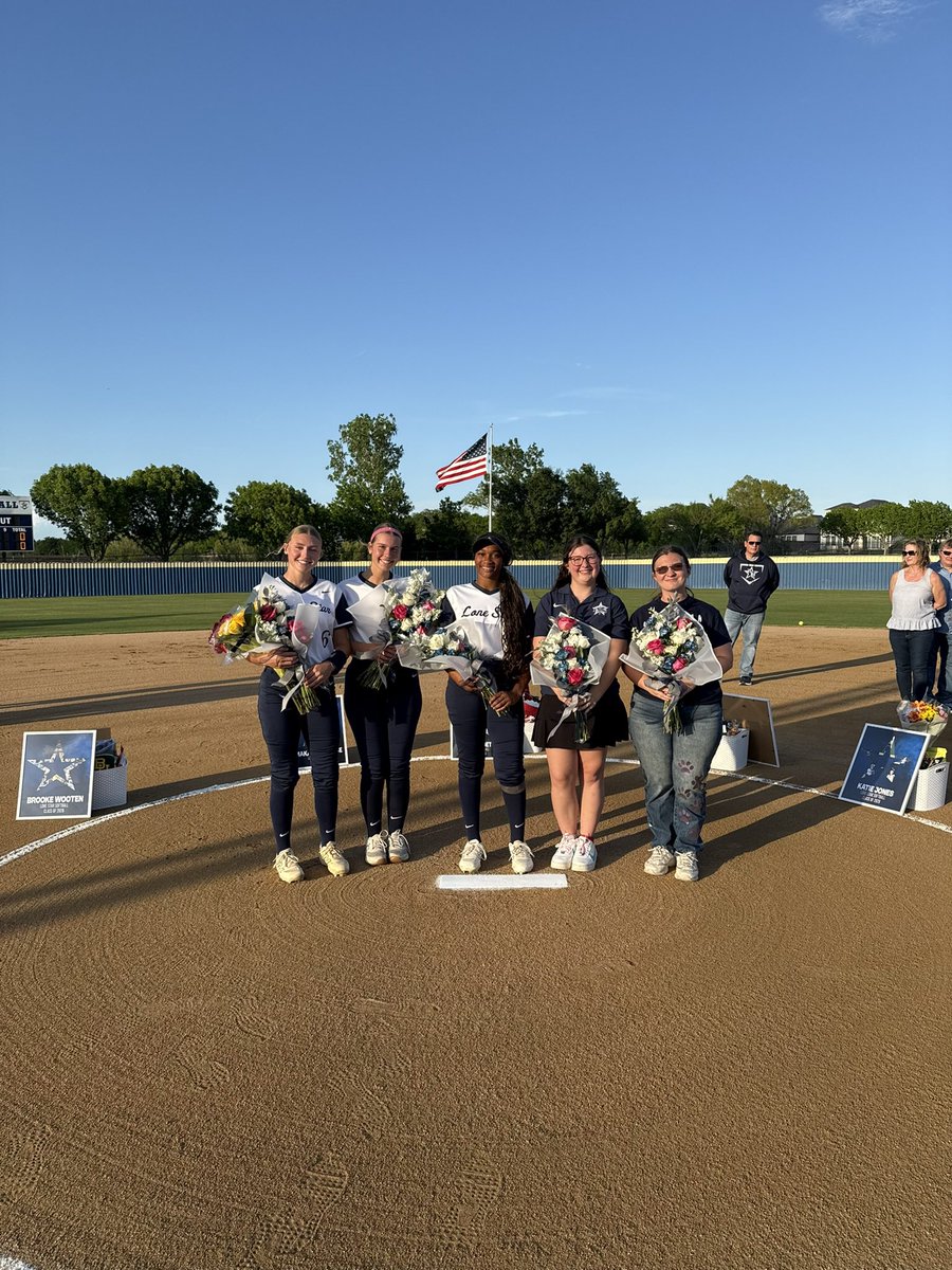 Lone Star Softball tweet media