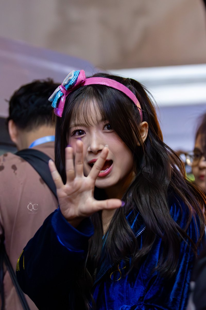 QueenCards 🪄 tweet media