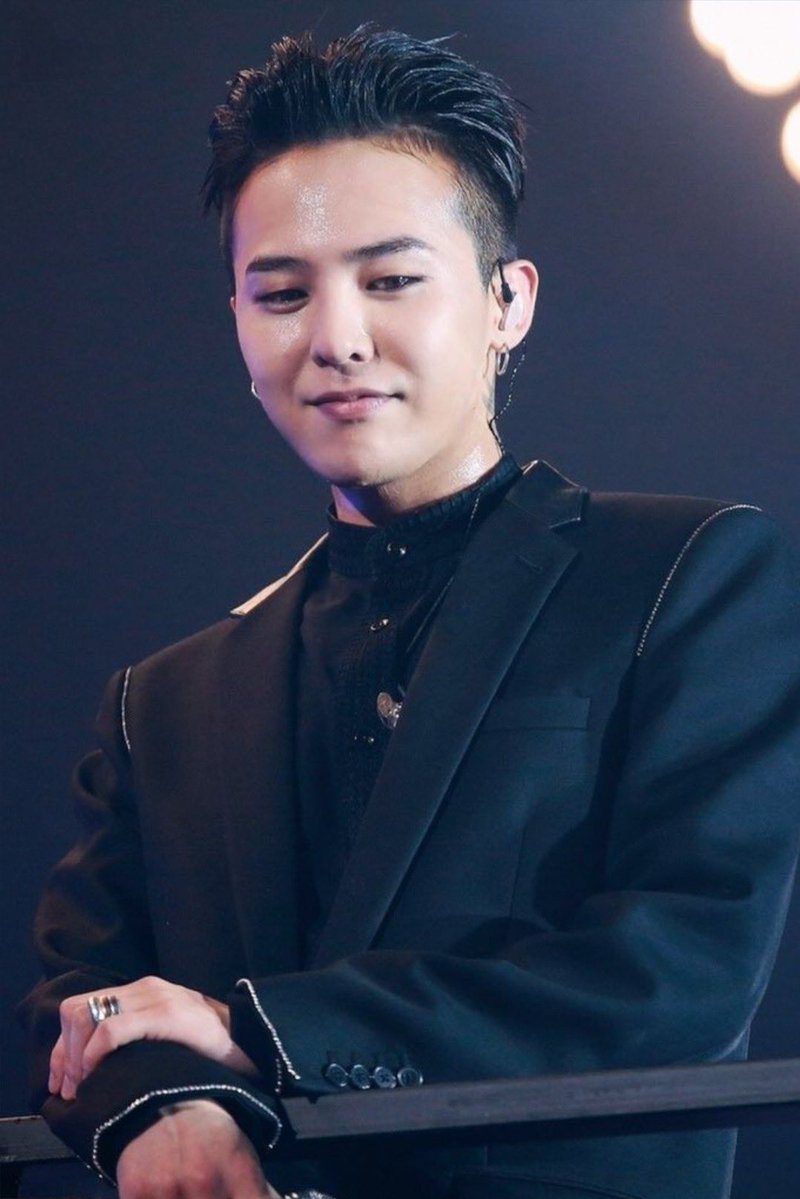 행복만해지용🐉 tweet media