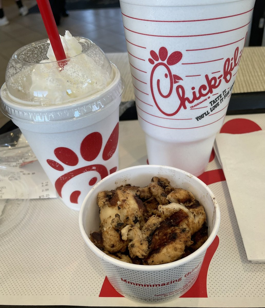 ʀᴇɪ 𒅌 tweet media