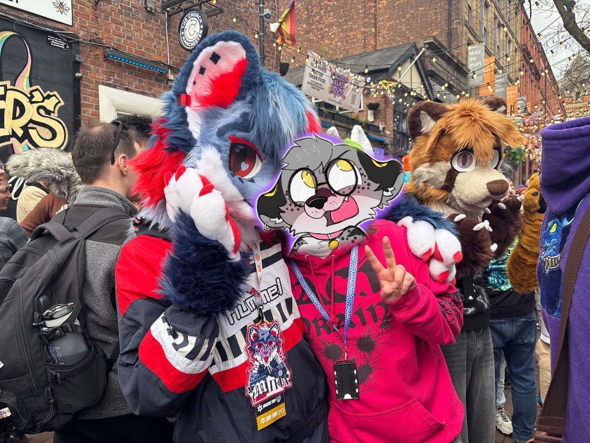 Standupmoko's tweet photo. #Mancfurs with @SnepMiha ❄️ 🐆 
11/4/26 https://t.co/cnntWDM27G