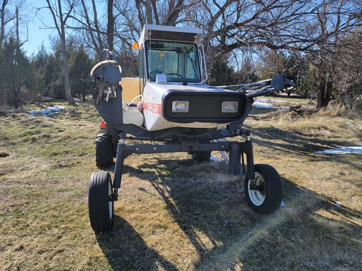 Melroe 220 Spray Coupe – For Sale In Isabelle, SD 57633

mwagpros.com/USED-Inventory…

Call today 1855-477-7958
Stock Number: PS2277TM306A