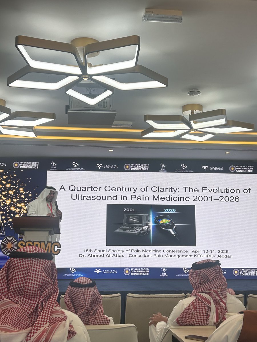 2RaghadD's tweet photo. 15th Saudi Society of Pain Medicine Conference ✨🤍 #SSPMC https://t.co/gd3112BQkQ