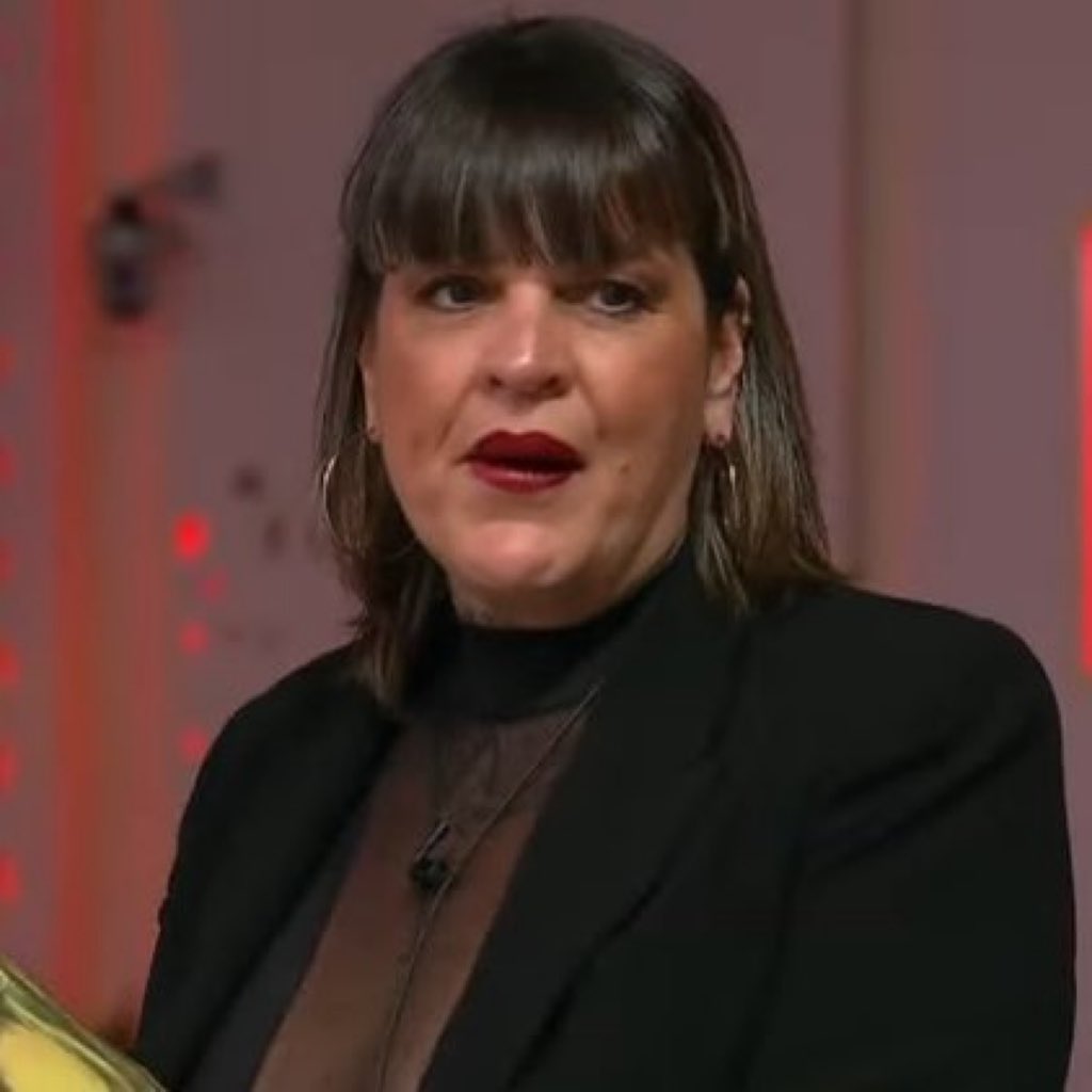 👩🏼‍🦰 tweet media