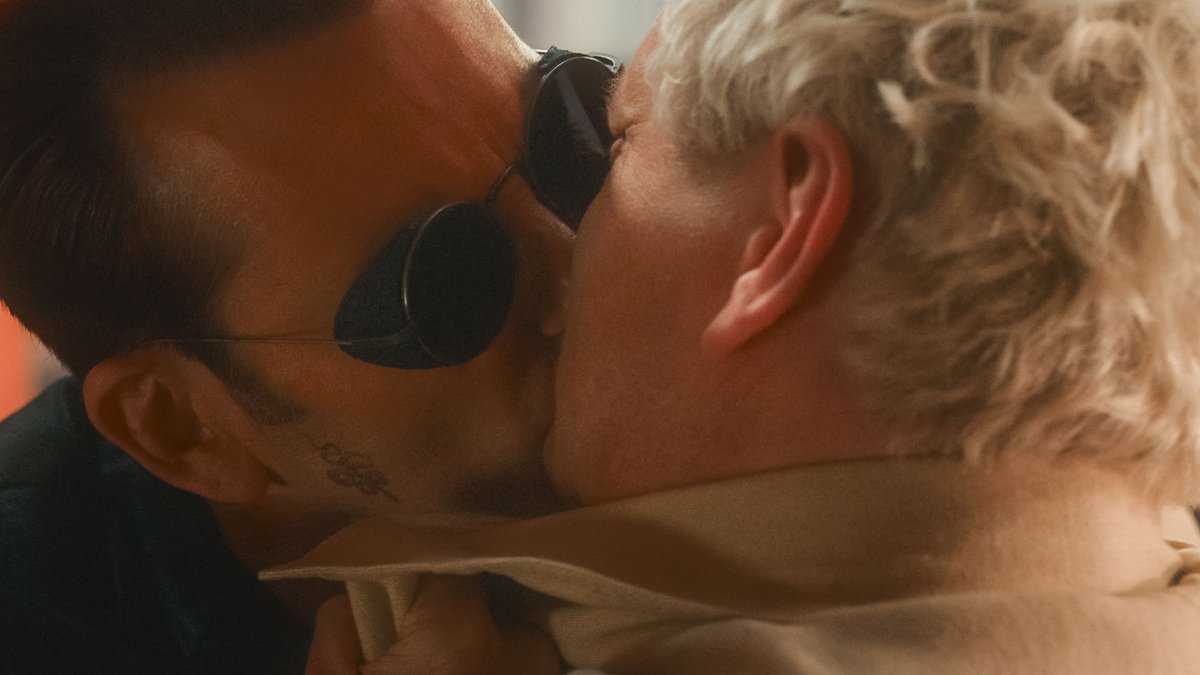 PrimeVideoBR's tweet photo. kd os fãs de #GoodOmens pra roda de oração:

                    🕯      🕯

           🕯                         🕯

                  13 DE MAIO 

        🕯         CHEGA        🕯

                      LOGO

           🕯                          🕯

                    🕯         🕯

#Aziraphale #Crowley