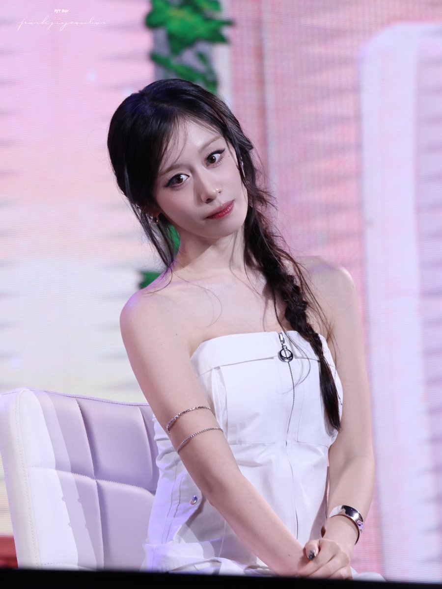 China PJY Bar tweet media