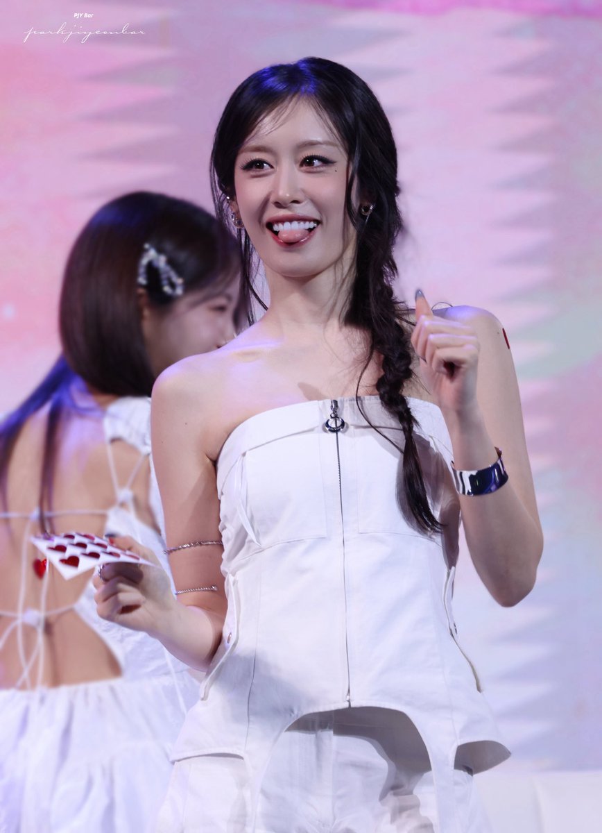 China PJY Bar tweet media