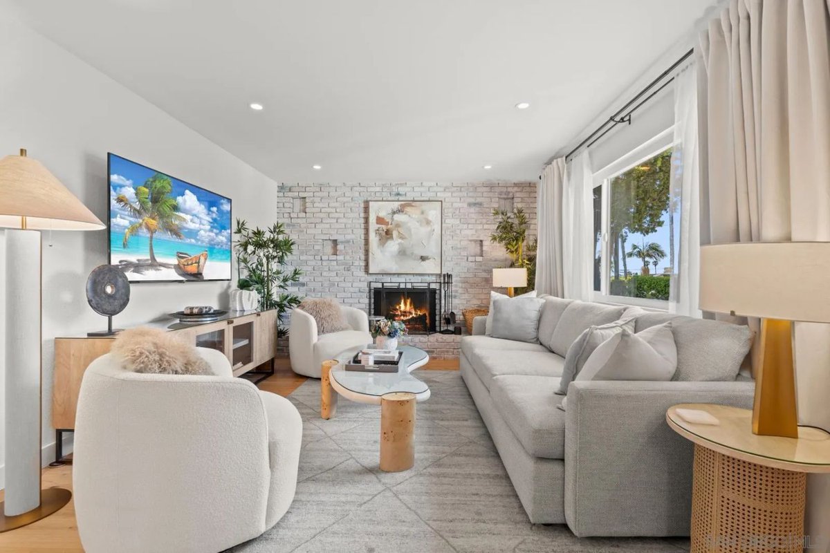 Dream Homes Magazine tweet media