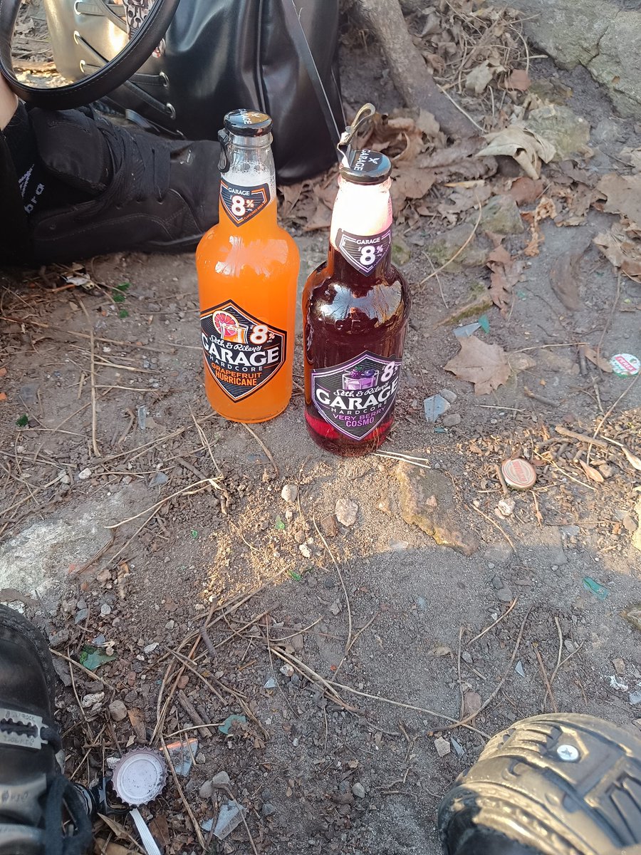 Lilyphilia Kajutka tweet media