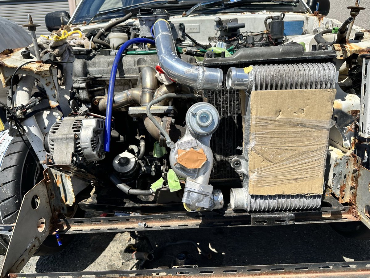 Mikchey7's tweet image. インチキマシンのインタークーラー配管の設計
形状はFIXかな
#alto #cs22s #アルトワイド #suzuki #monster