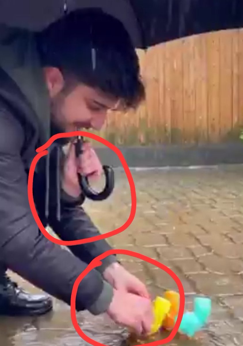 The SD Nando-Lorian tweet media