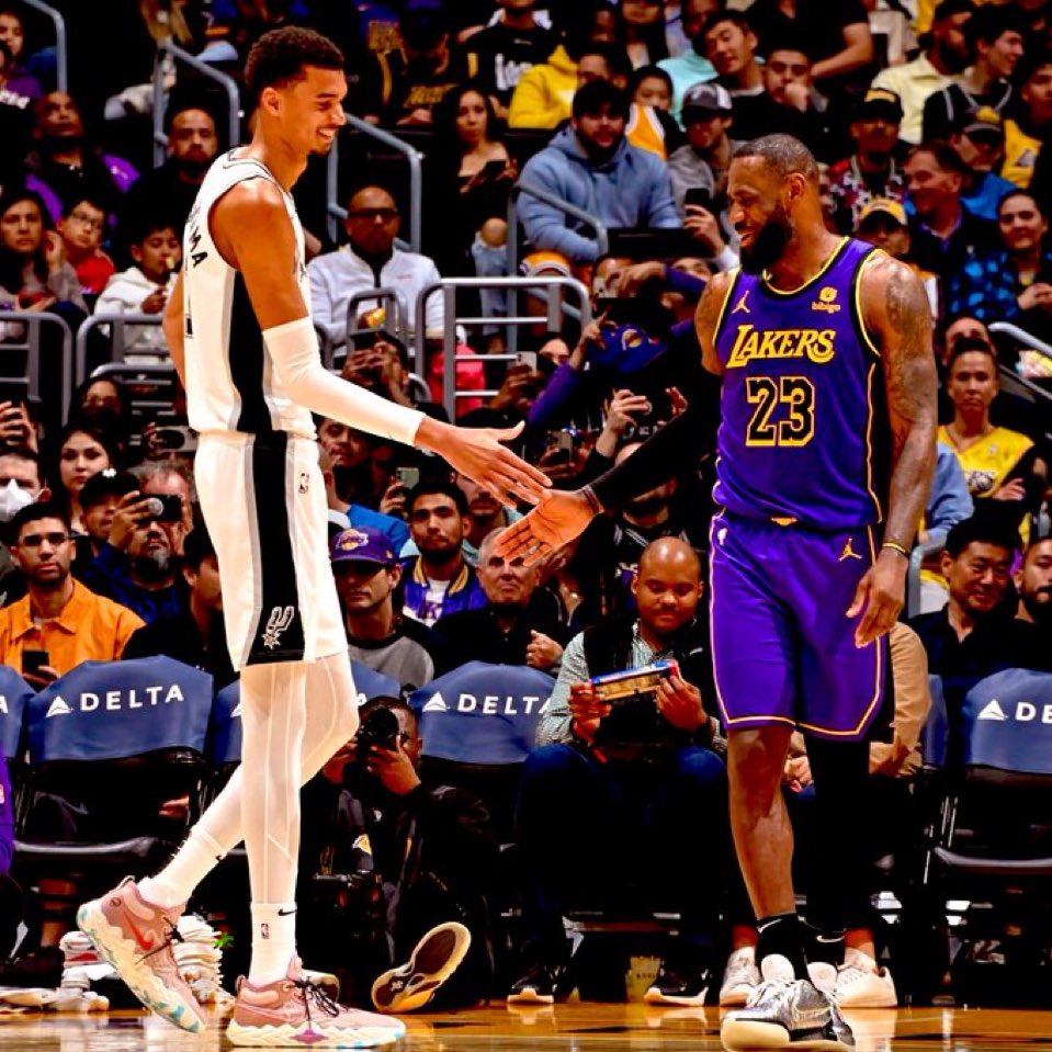 Lakers World France 🇨🇵 tweet media