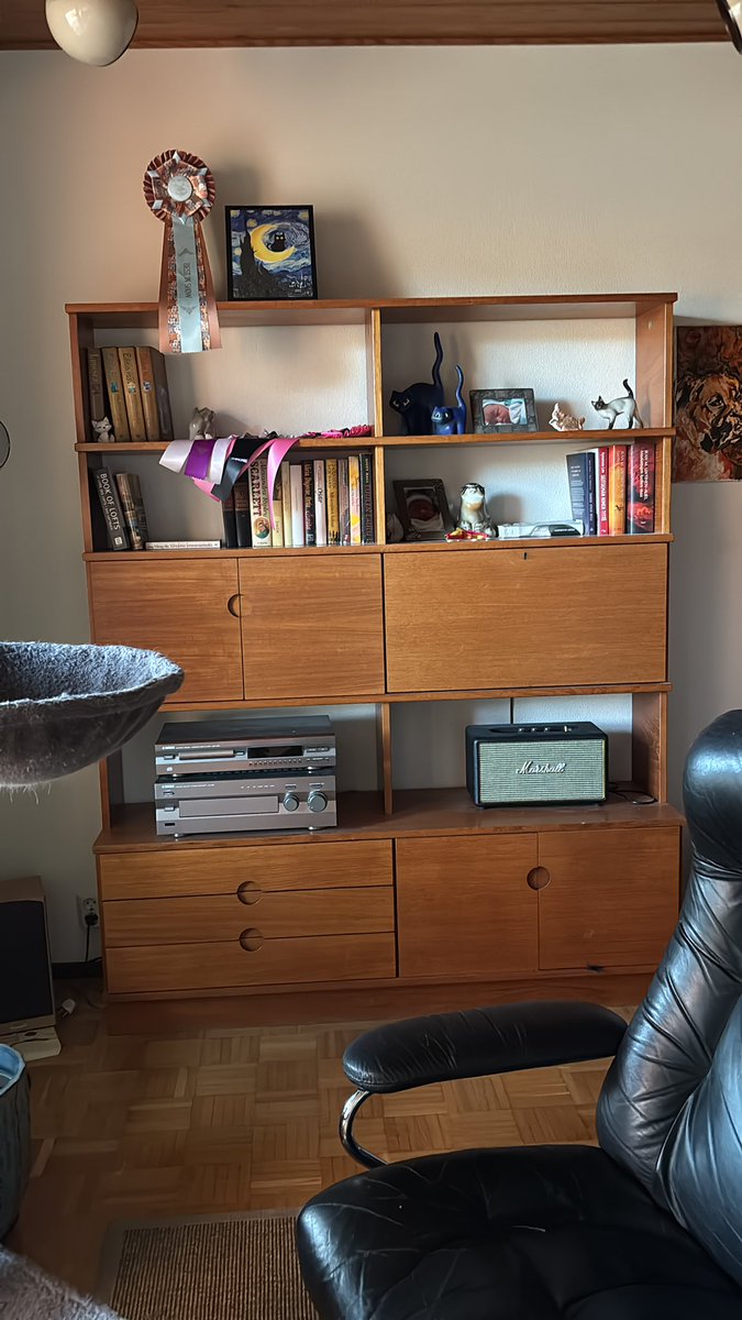 Reina Scotch tweet media