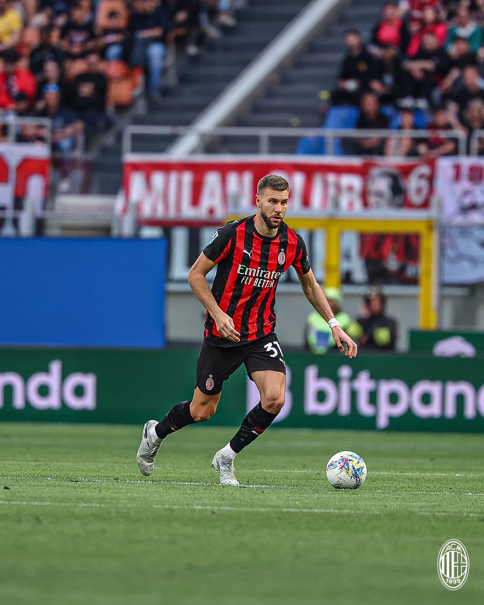 AC Milan tweet media