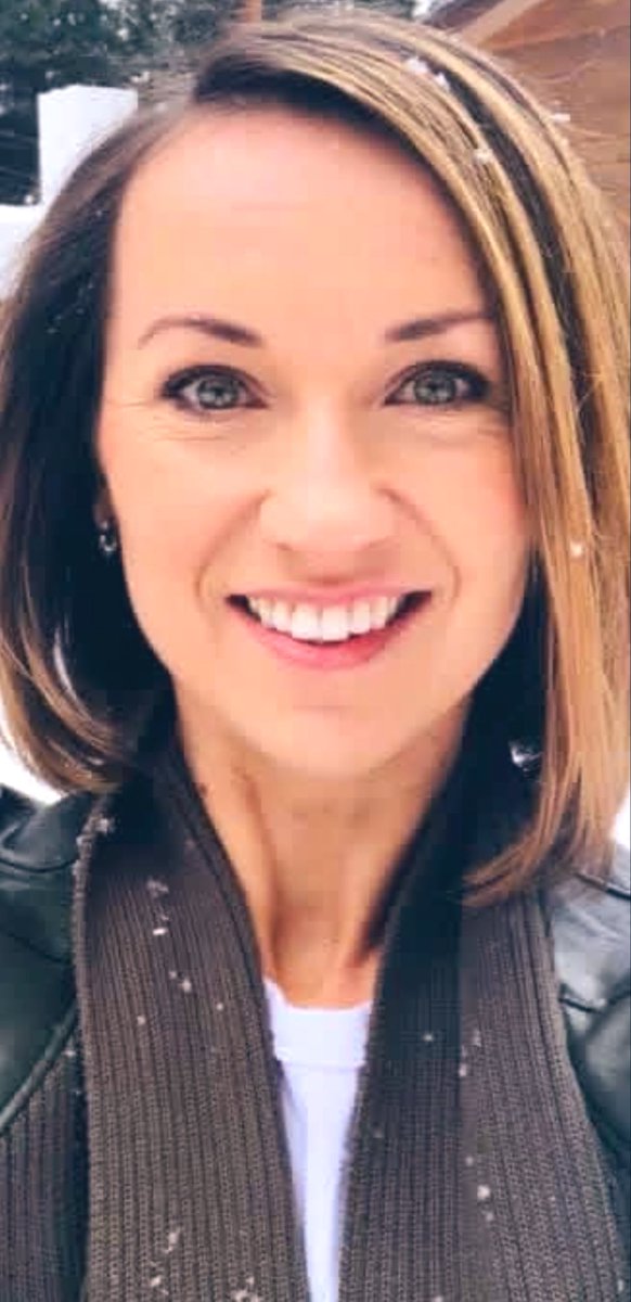 Becca - cranberry juice queen 💃💅 tweet media