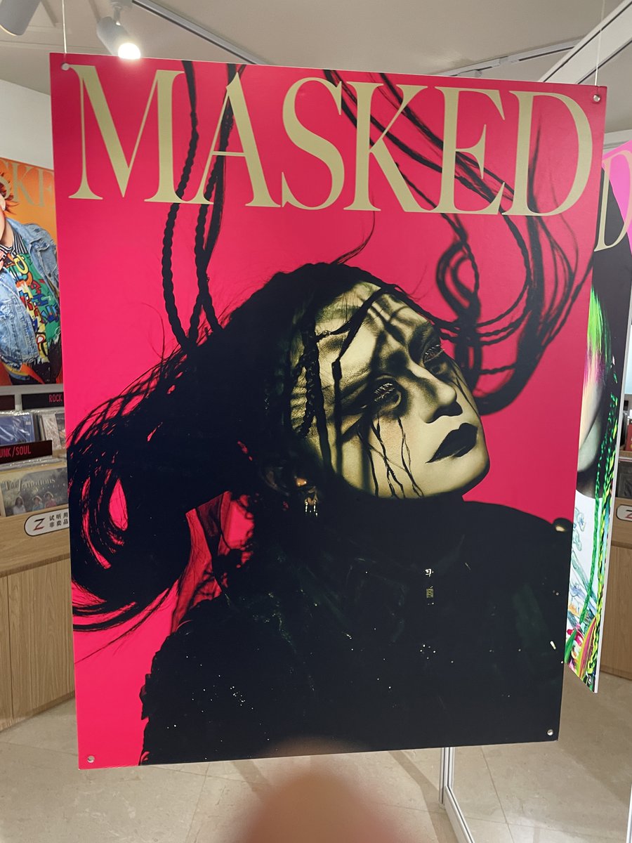 LIVE_HUNTER tweet media