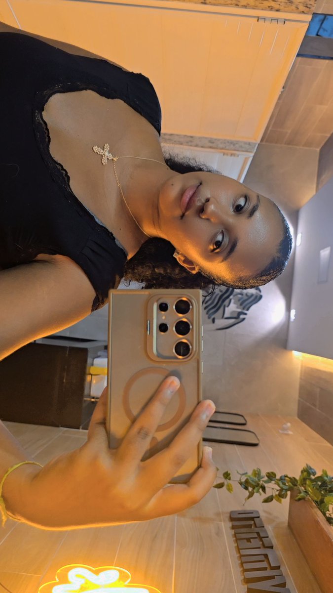 isa mbappe ★ tweet media