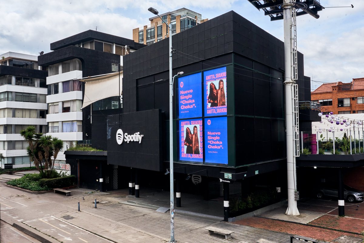 Universal Music Colombia tweet media