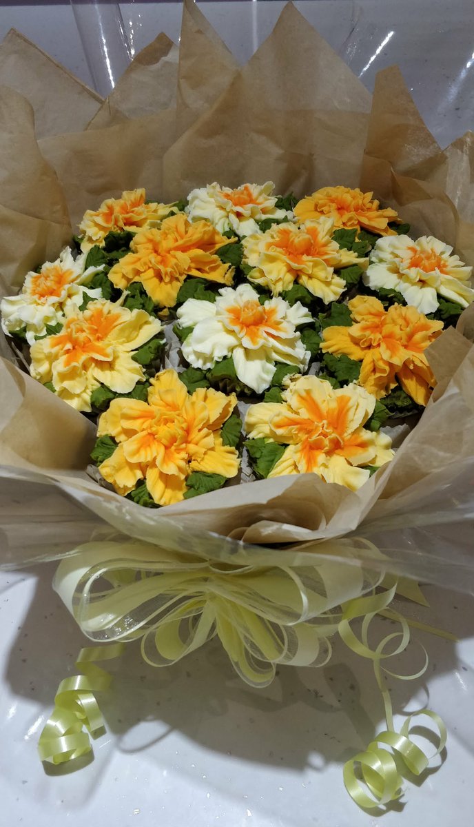 Nina's Cake Cabin tweet media