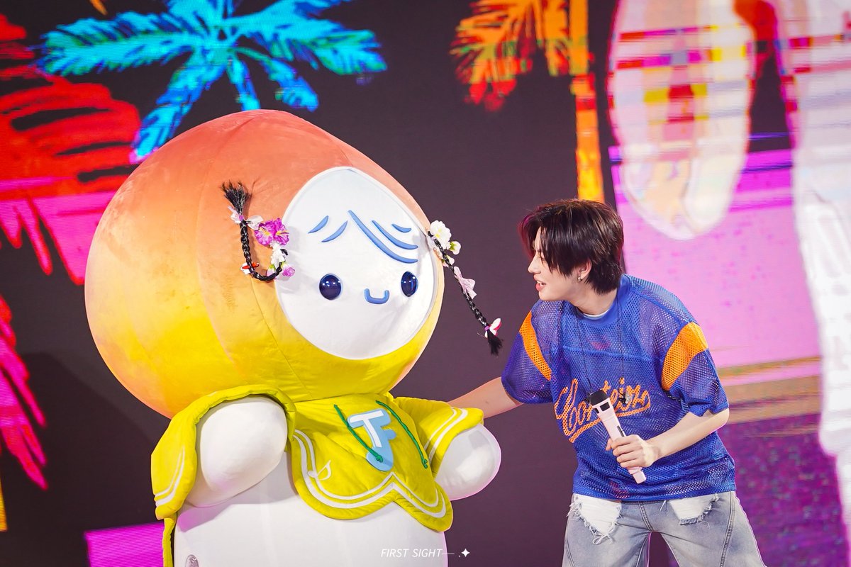 𝘍𝘐𝘙𝘚𝘛 𝘚𝘐𝘎𝘏𝘛── .✦ tweet media