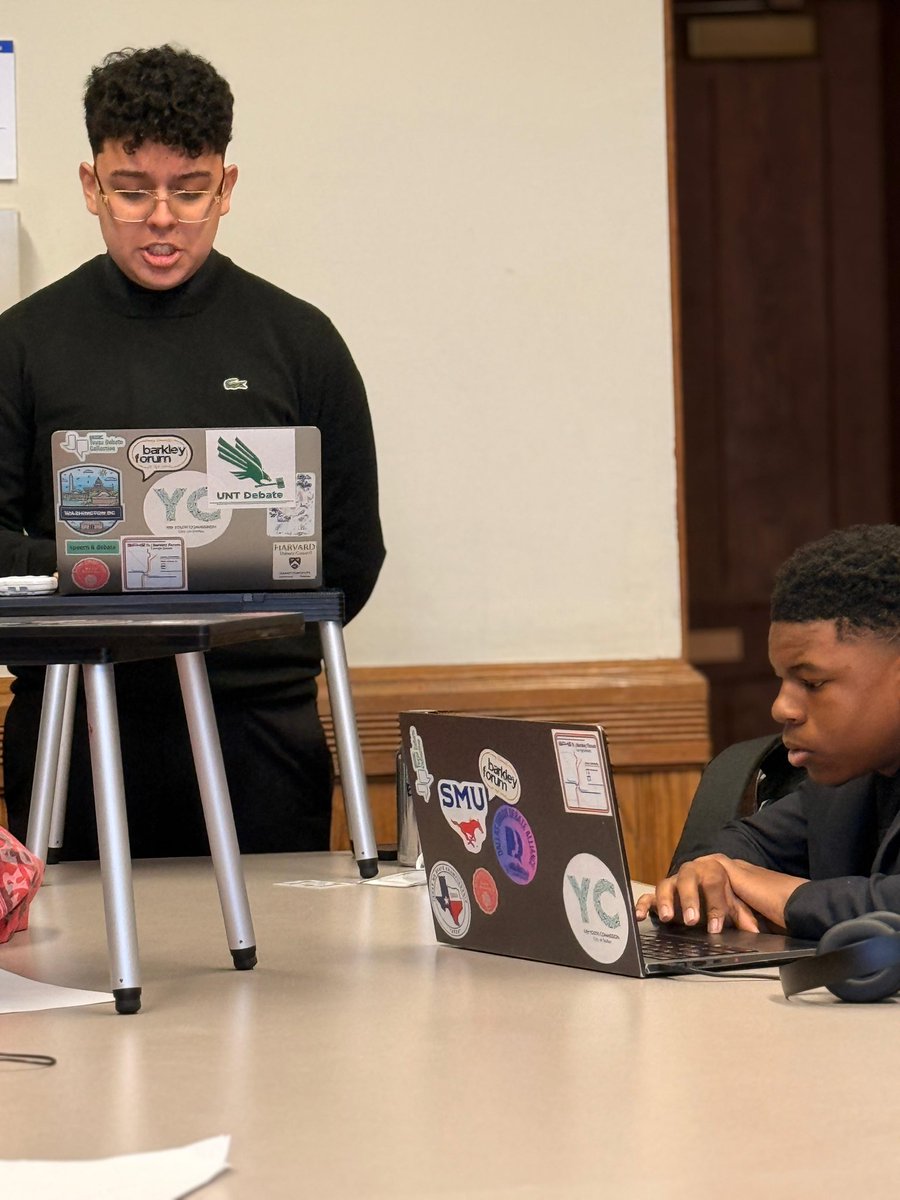 Antoninoe9L's tweet image. Obama Round One vs Los Angeles Urban Debate League at the Urban Debate National Championships at Harvard University! Go Obama!!! #Dallas Debate #disdactivities #EnjoyTheExperience