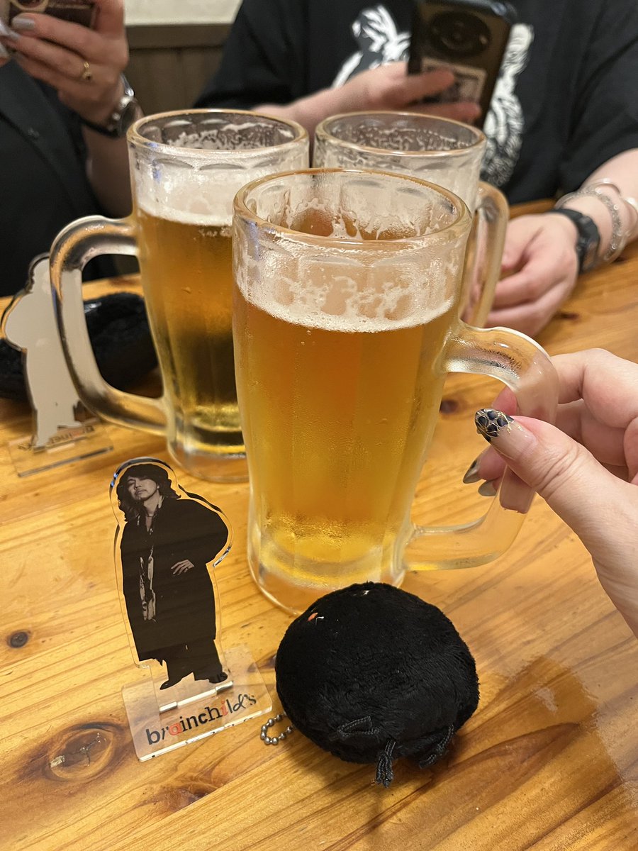 しいや tweet media