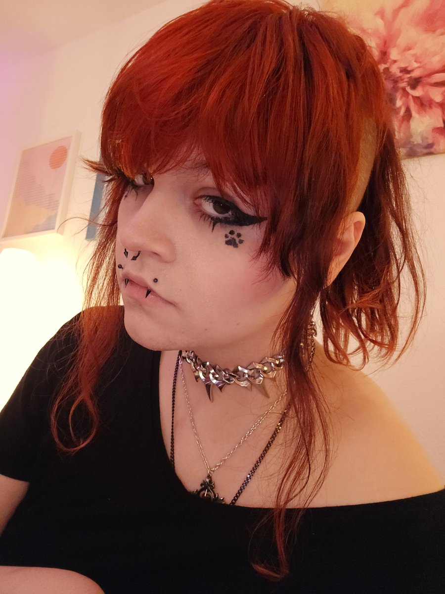 Lilith the Hellhound 🏳️‍⚧️ tweet media