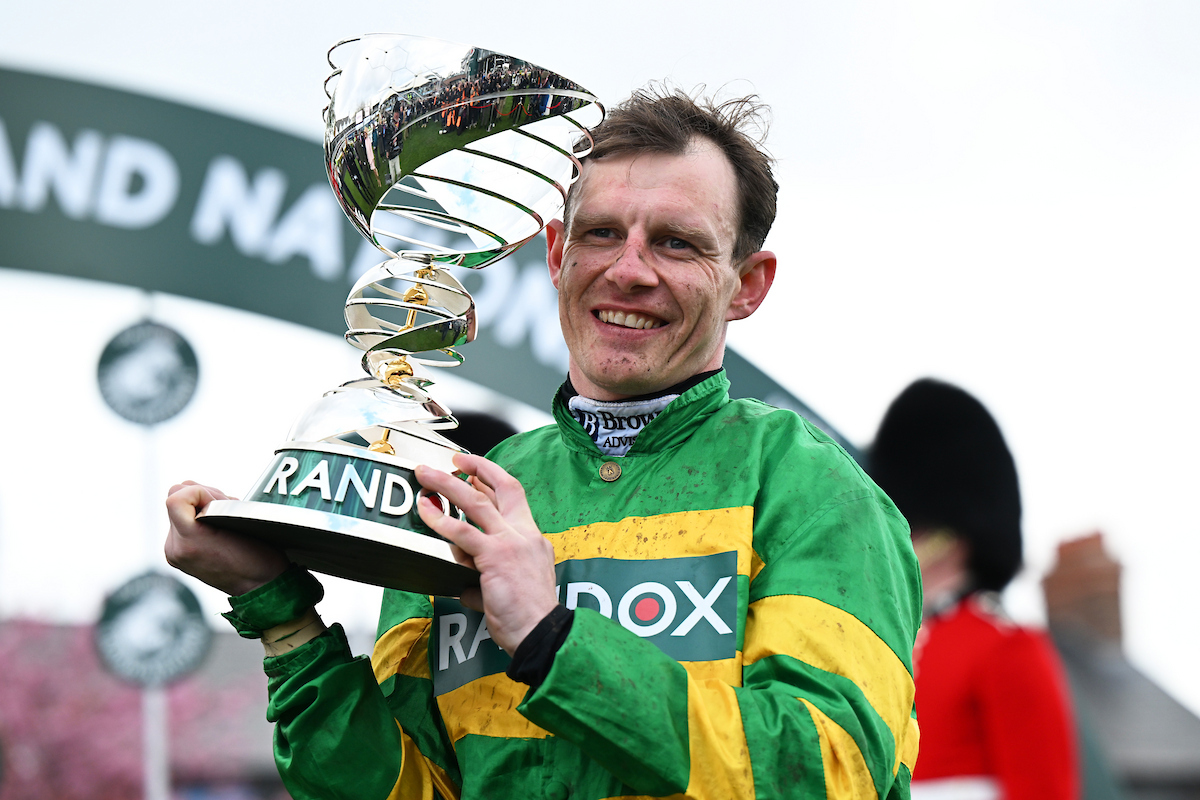 Racing TV tweet media