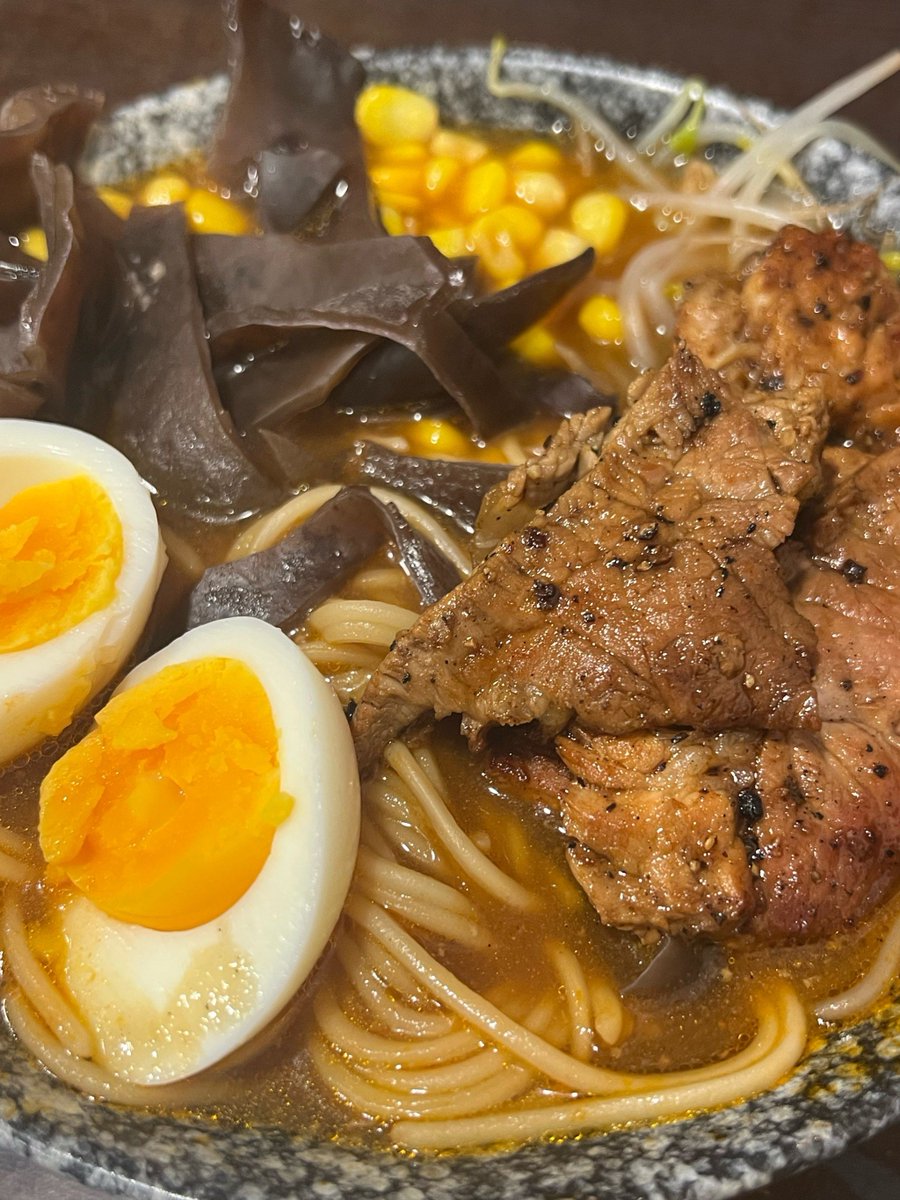 GRL_71812's tweet photo. Late-night cravings Our cozy spot’s serving warm ramen, crispy gyoza, and ice-cold beer till 2 AM. Come in—your comfort’s waiting. https://t.co/oc7axKXu1l