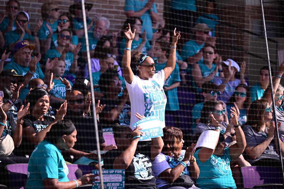 LSUsoftball's tweet photo. Another year to support, advocate and uplift.  

What an honor it is to #GeauxTeal 🫶 https://t.co/I3QcXg3fIj