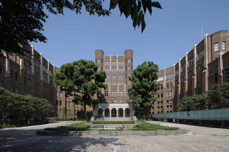 サキオタ tweet media